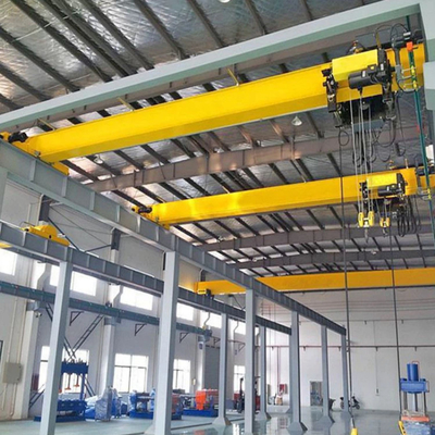 Xe nâng điện 380V với tốc độ và chiều cao nâng tùy chỉnh